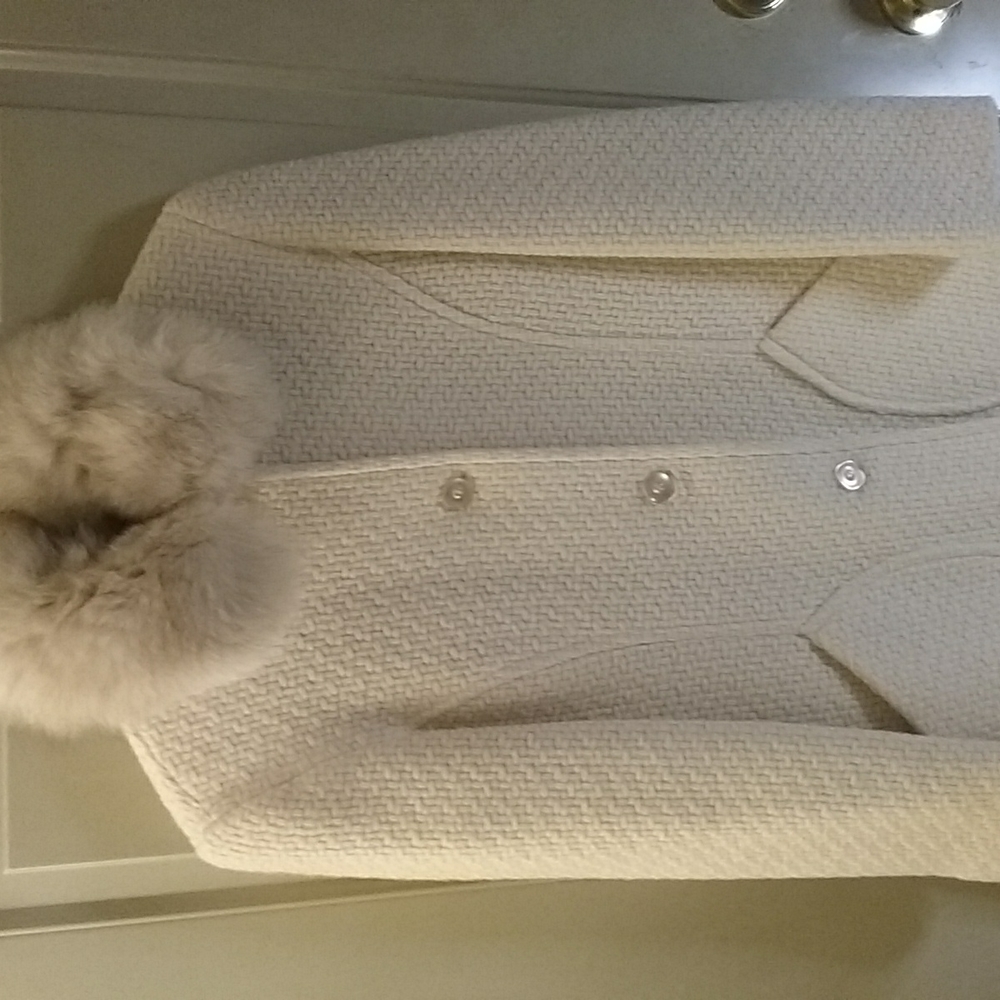 Nicole Miller Cream Winter Fur trim Knit Coat - Picture 7 of 16